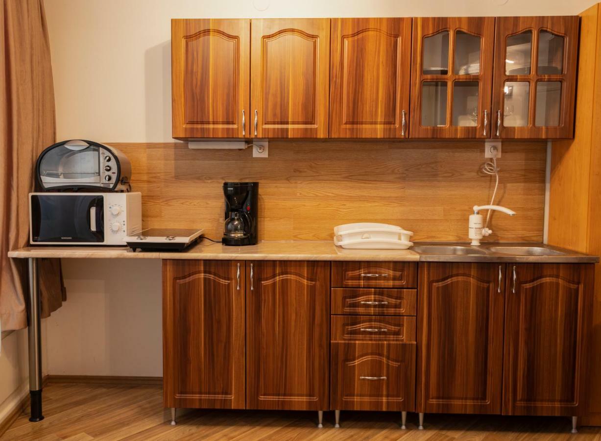 דירות קסזטלי Basement Atrium Apartman מראה חיצוני תמונה
